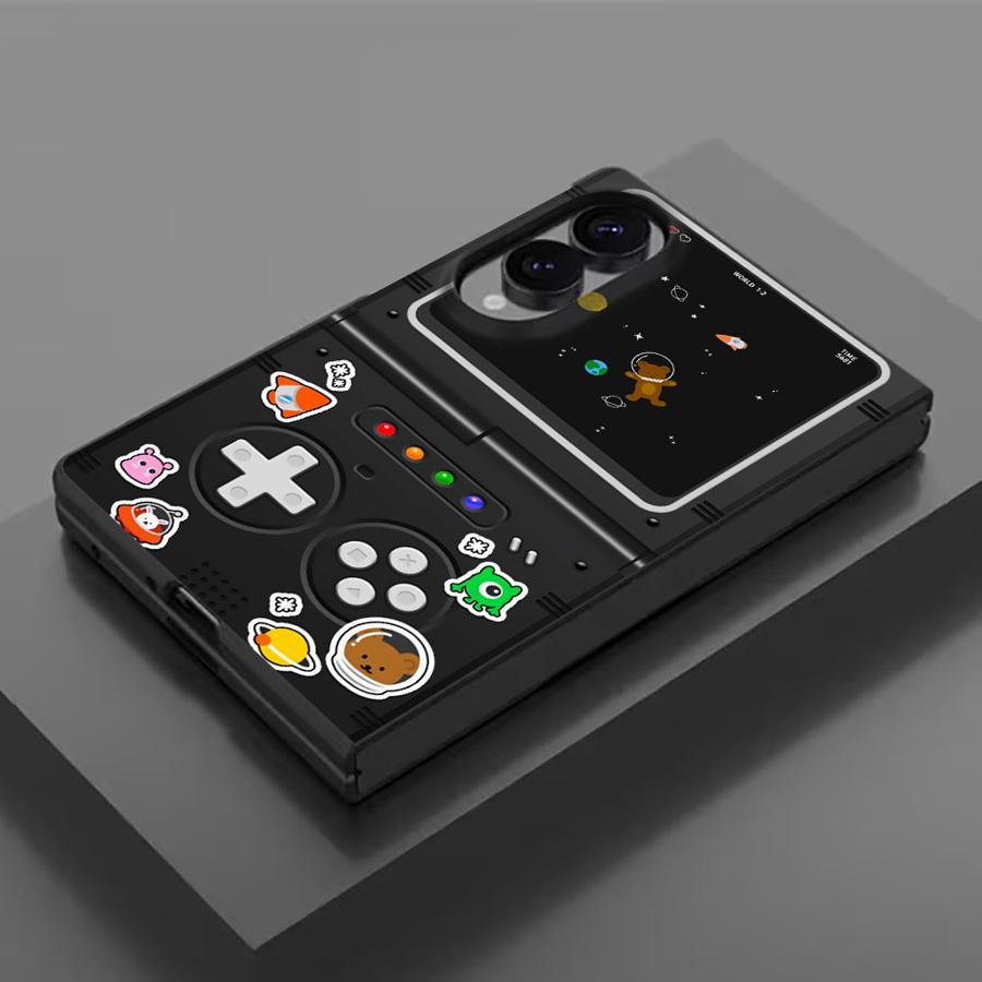 غطاء هاتف فاخر بتصميم وحدة تحك - مراجعة Arcade Z وسعره